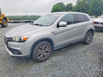 JA4AP3AU7JZ****** 2018 Mitsubishi Outlander