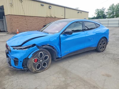 2022 Ford Mustang Mach-E