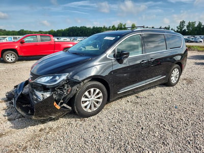 2C4RC1EG9JR****** 2018 Chrysler Pacifica