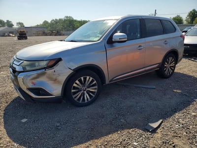 JA4AD3A32KZ****** 2019 Mitsubishi Outlander