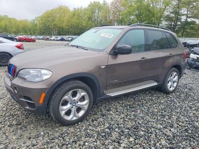 5UXZV8C5XCL****** 2012 BMW X5