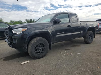 3TYSZ5AN2NT****** 2022 Toyota Tacoma