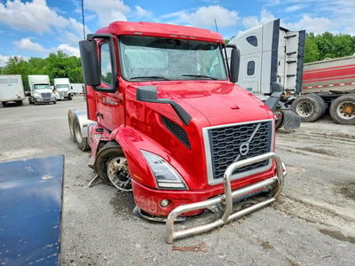 4V4WC9EG0LN****** 2020 Volvo Vnr64t