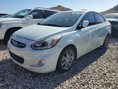 KMHCU4AE9EU****** 2014 Hyundai Accent