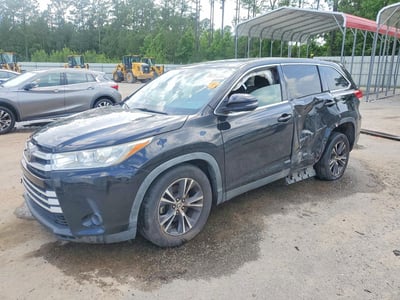 5TDZARFH6KS****** 2019 Toyota Highlander