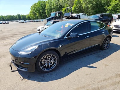 5YJ3E1EBXJF****** 2018 Tesla Model 3