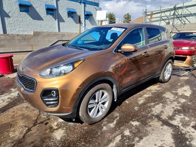 KNDPMCAC1H7****** 2017 Kia Sportage
