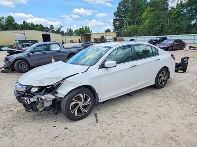 1HGCR2F35GA****** 2016 Honda Accord