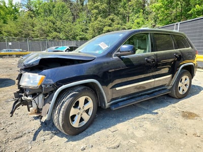 1J4RR4GG8BC****** 2011 Jeep Grand Cherokee
