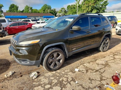 1C4PJMCS9GW****** 2016 Jeep Cherokee