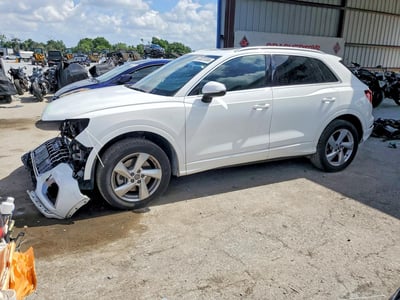 WA1AECF3XL1****** 2020 Audi Q3