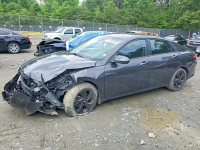 5NPLM4AG5NH****** 2022 Hyundai Elantra