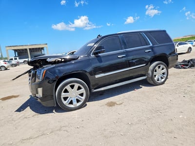 1GYS3BKJ7JR****** 2018 Cadillac Escalade