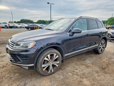 WVGRF7BP9HD****** 2017 Volkswagen Touareg