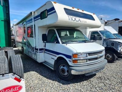 1GBJG31J8Y1****** 2000 Chevrolet Express