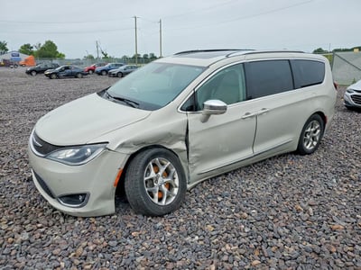 2C4RC1GG6KR****** 2019 Chrysler Pacifica