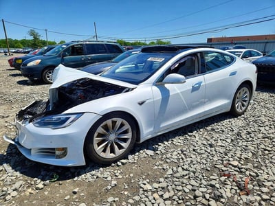 5YJSA1E27GF****** 2016 Tesla Model S