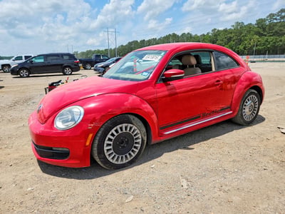 3VWJP7AT3DM****** 2013 Volkswagen Beetle
