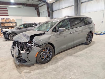 2C4RC1GG9NR****** 2022 Chrysler Pacifica