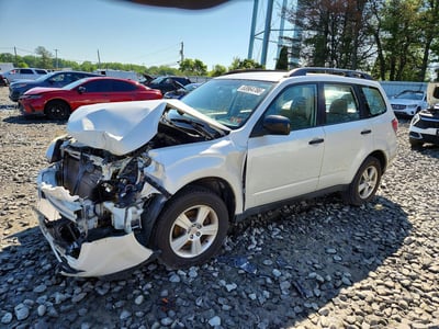 JF2SHABC0BH****** 2011 Subaru Forester