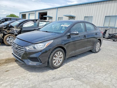 3KPC24A30JE****** 2018 Hyundai Accent