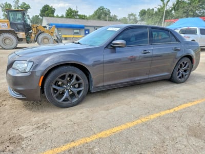 2019 Chrysler 300