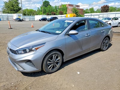3KPF24AD5RE****** 2024 Kia Forte