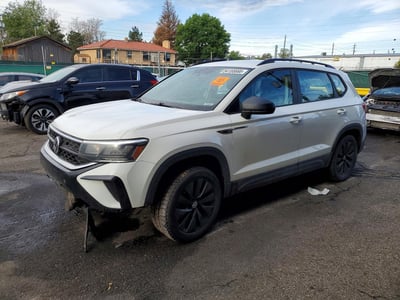 3VVAX7B23NM****** 2022 Volkswagen Taos