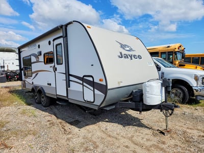 1UJBJ0BLXF1****** 2015 Jayco Jayco