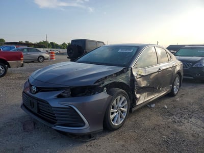 4T1C11AK1MU****** 2021 Toyota Camry