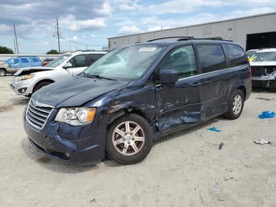 2008 Chrysler Town & Country