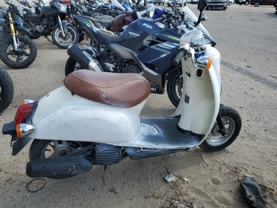 JH2AF60685K****** 2005 Honda CHF50S
