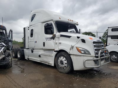 3AKJHHDR9JS****** 2018 Freightliner Cascadia
