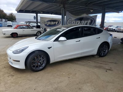 5YJ3E1EA3NF****** 2022 Tesla Model 3