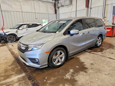 5FNRL6H72JB****** 2018 Honda Odyssey