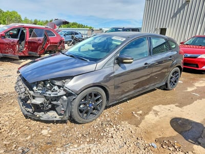 1FADP3K25GL****** 2016 Ford Focus