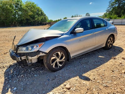 1HGCR2F33HA****** 2017 Honda Accord