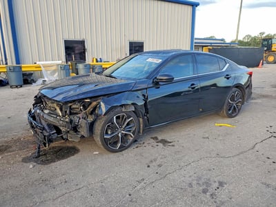 2025 Nissan Altima
