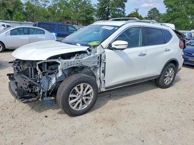 KNMAT2MV0HP****** 2017 Nissan Rogue