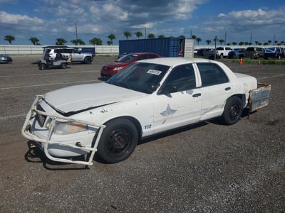 2FAFP71V48X****** 2008 Ford Crown Victoria