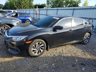 2HGFC2F78JH****** 2018 Honda Civic