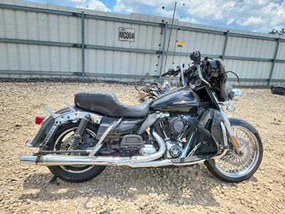1HD1KEL10GB****** 2016 Harley-Davidson FLHTK