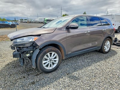 5XYPGDA55KG****** 2019 Kia Sorento
