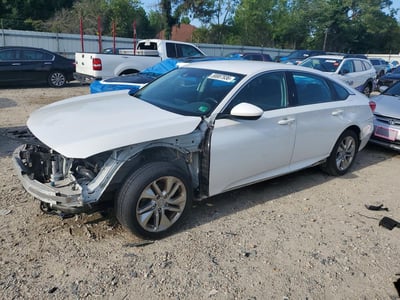1HGCV1F15JA****** 2018 Honda Accord
