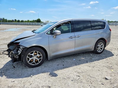2C4RC1FG1JR****** 2018 Chrysler Pacifica