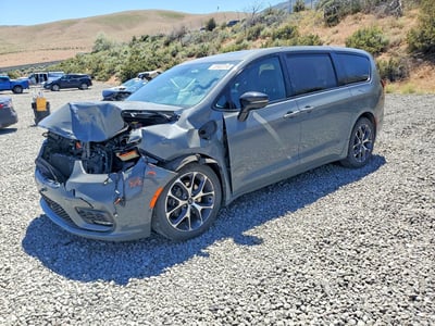 2C4RC1S79PR****** 2023 Chrysler Pacifica