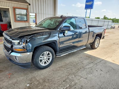 1GCVKREH4JZ****** 2018 Chevrolet Silverado