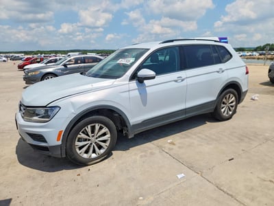3VV1B7AXXJM****** 2018 Volkswagen Tiguan