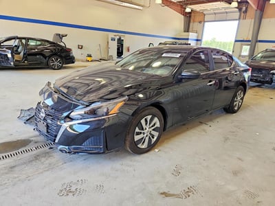 2025 Nissan Altima