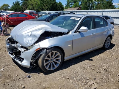 WBAPH5C55BA****** 2011 BMW 3 Series
